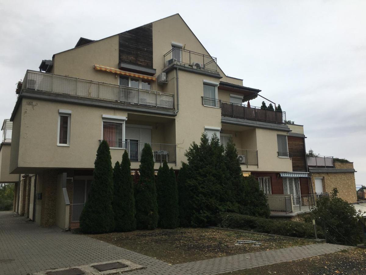 Peppy Apartment & Pool Balatonfüred Exterior foto